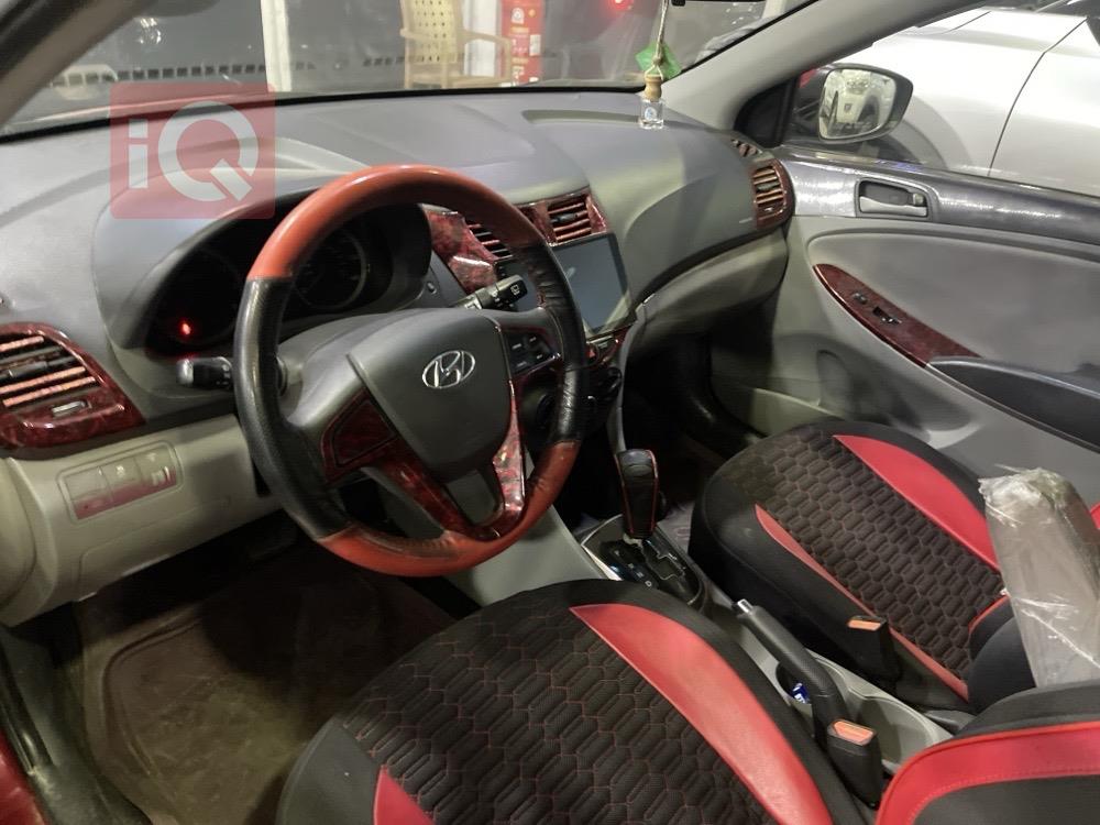 هیۆندای ئەکسنت